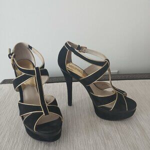 Michael Kors Gideon T-Strap platform Sandals.